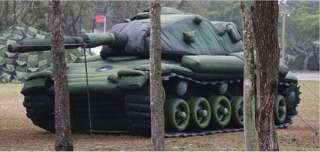 神农架军用充气坦克